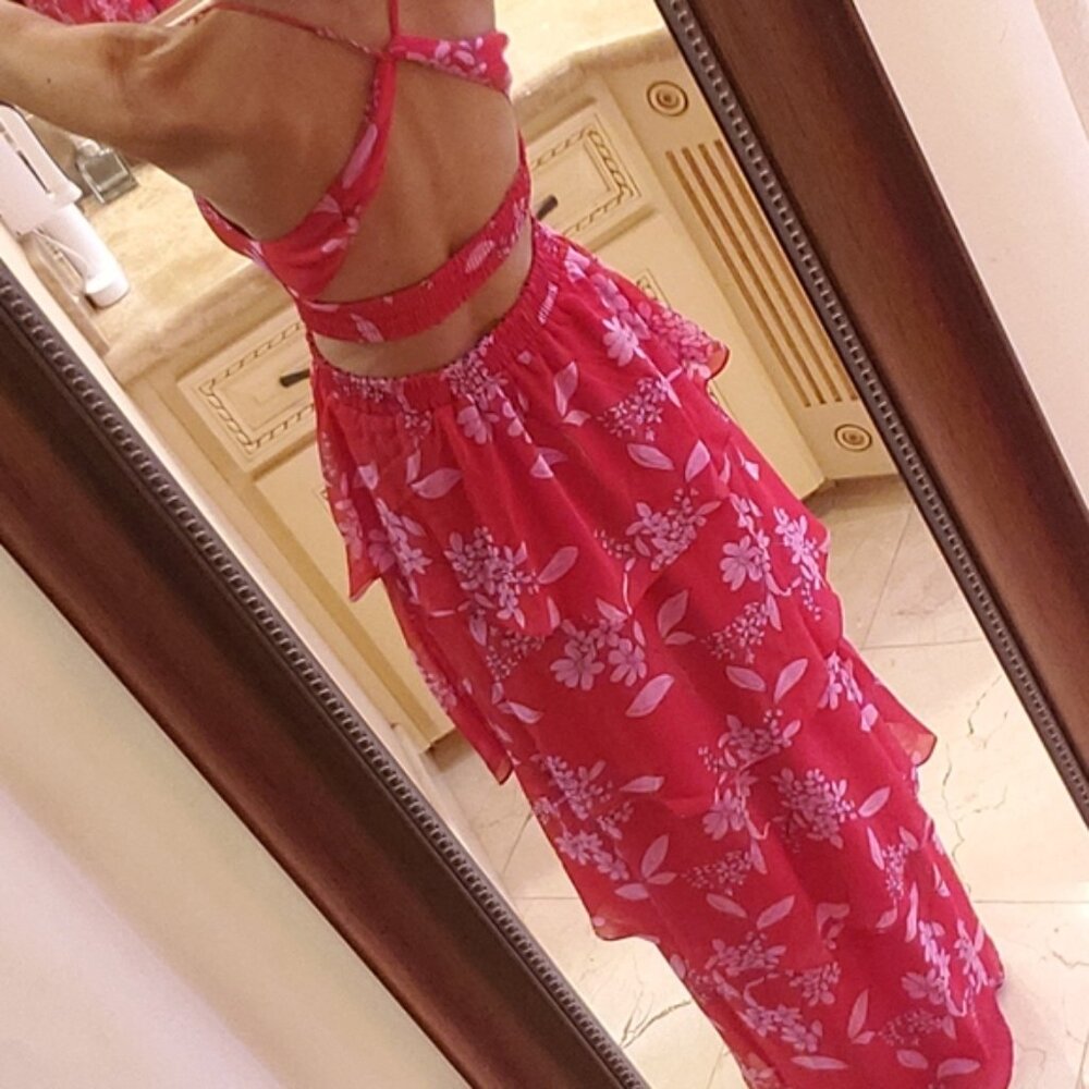 Express tiered floral print maxi dress. Size: XS. NWT - Picture 9 of 15